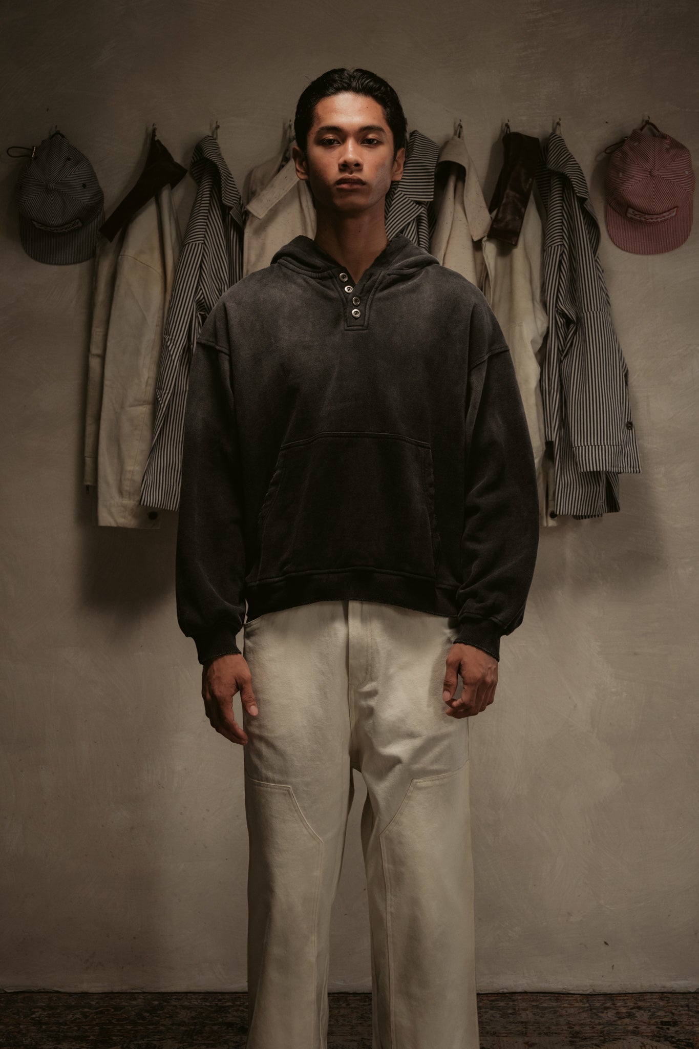 Sun Faded Hoodie Henley - Vintage Black