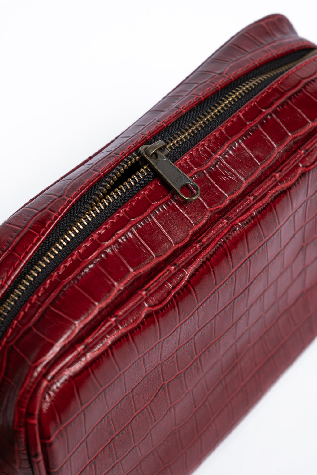 Crocodile Dopp Kit - Red Wine