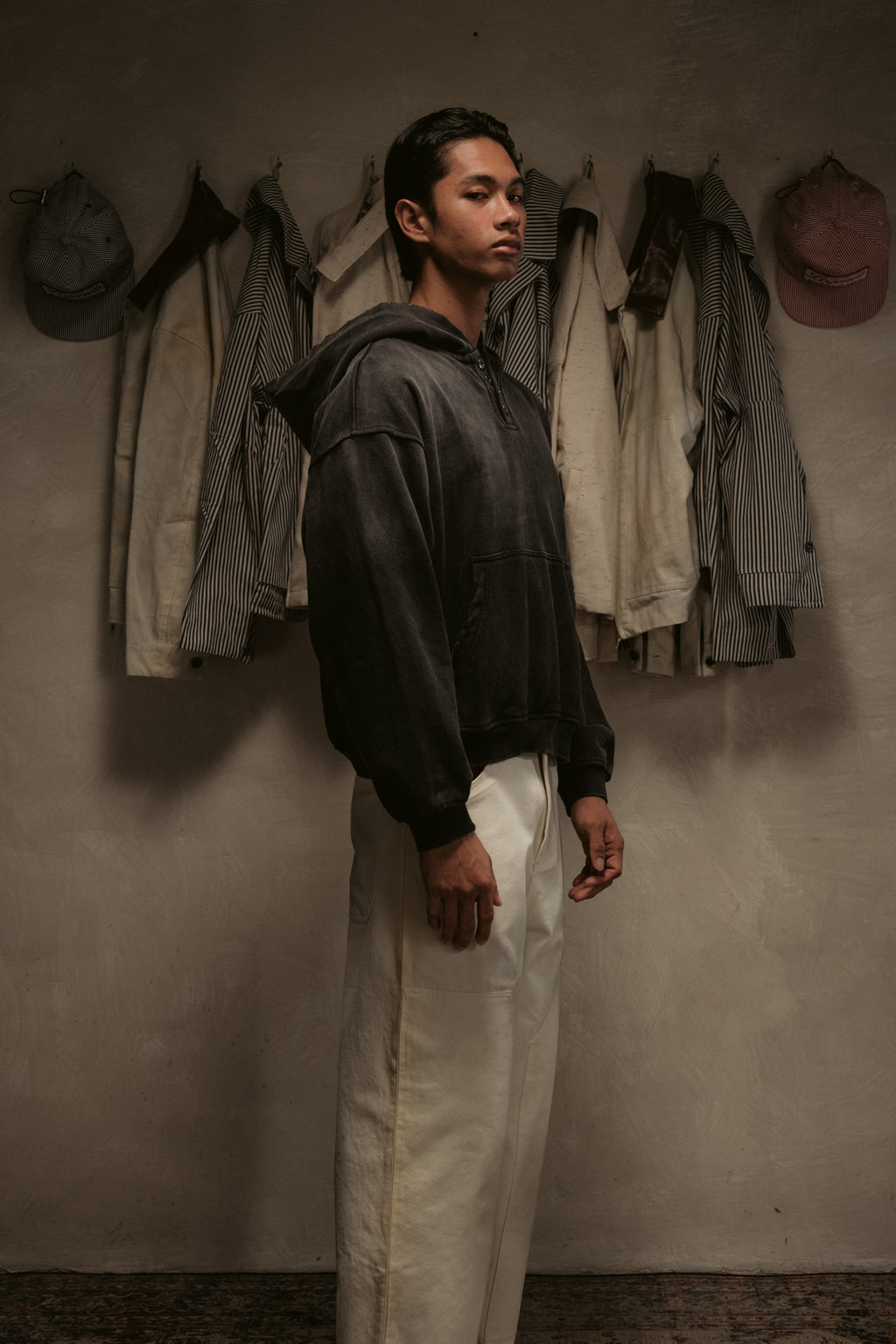 Sun Faded Hoodie Henley - Vintage Black