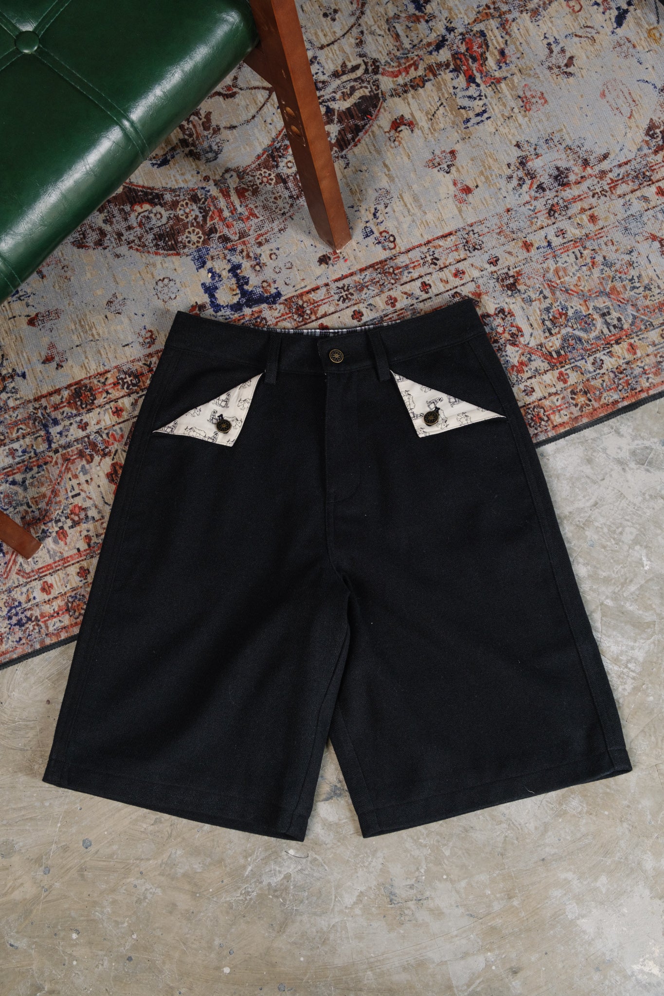 Filo Shorts - Black