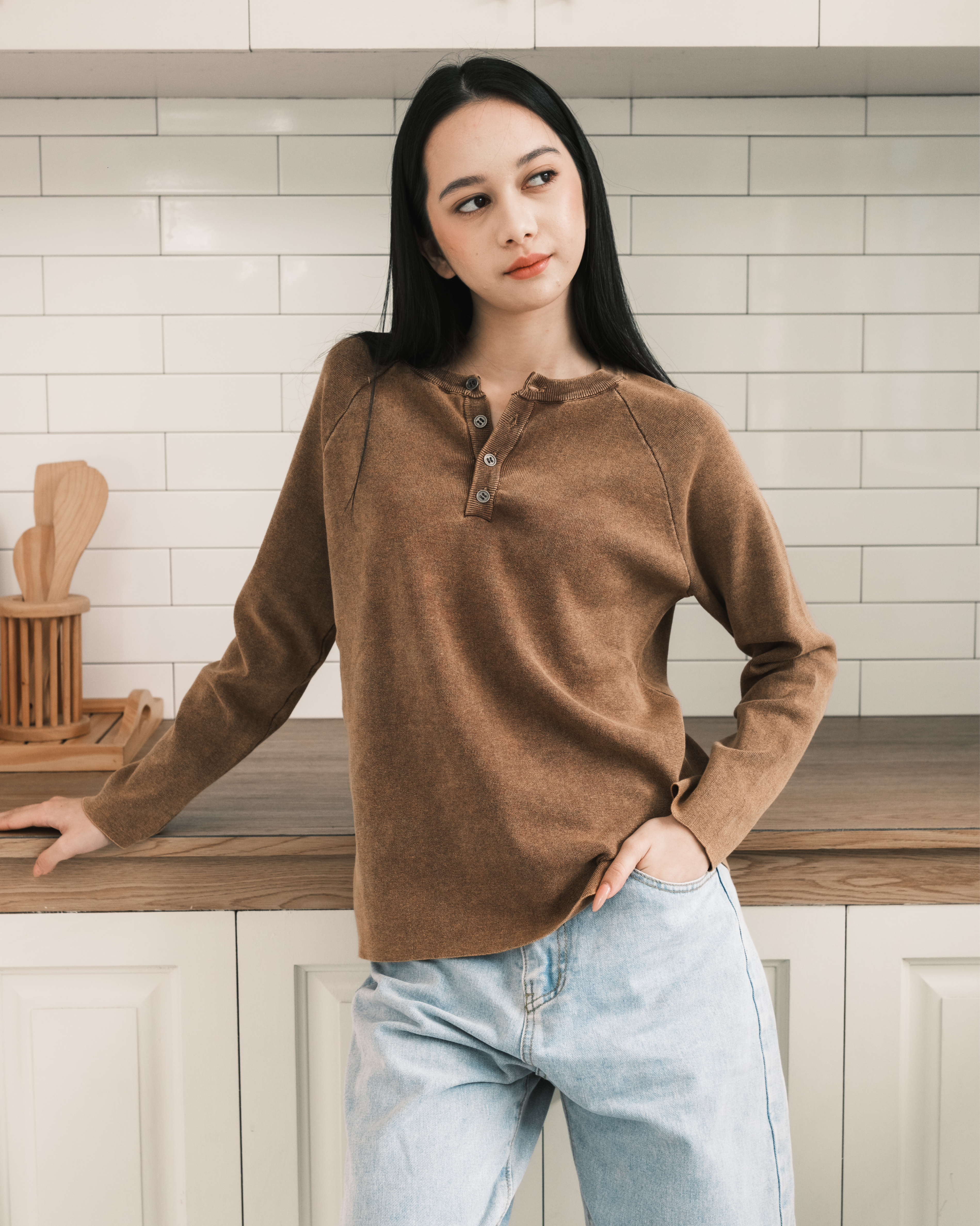 Knit Long-sleeve Henley - Washed Brown